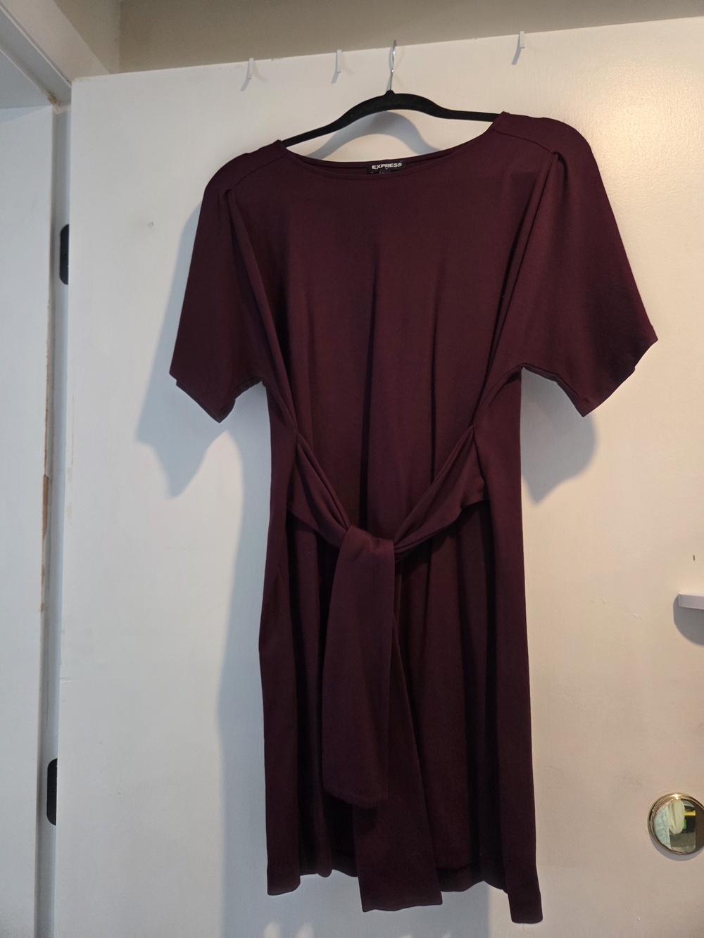 Express And Others - Picture 2 of 16